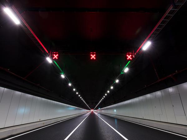 Design Considerations for Underwater Tunnel Lighting Systems