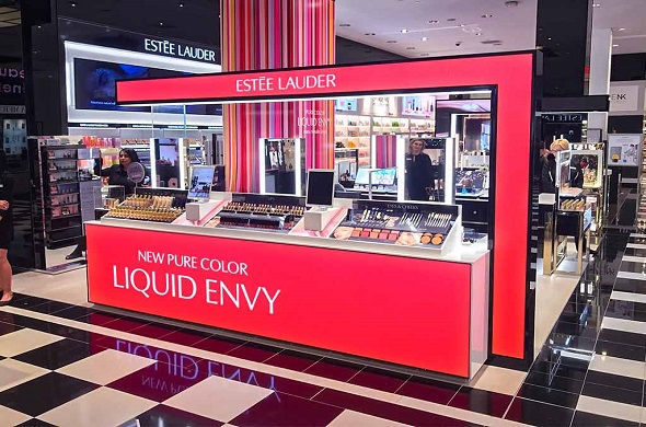 Estee Lauder in Bloomingdales