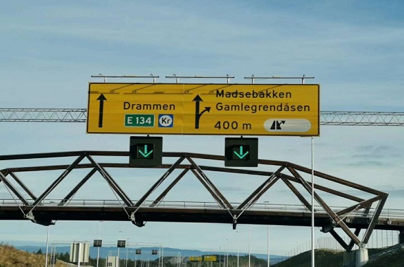 Lane Control Sign, Norway