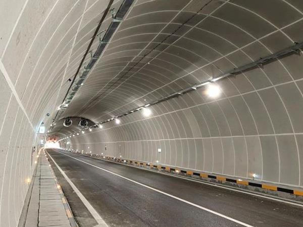Intelligent Tunnel Lighting Systems Safeguard Mountainous Highways