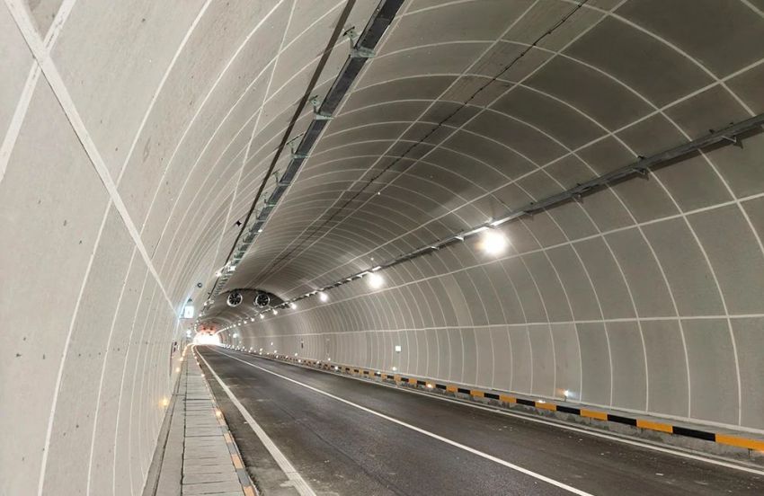 intelligent tunnel lighting, highway tunnel lighting, mountain tunnel safety
