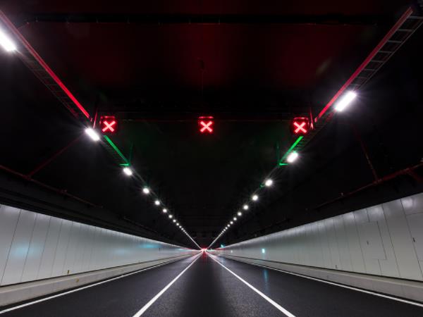 Tunnel Lighting Upgrades in Special Climate Regions Enhance Adaptability to Severe Weather
