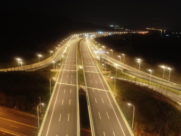 LED Street Light Failure Rate Decreases, Chip Lifespan Extended