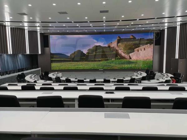 P0.4 Fine-Pitch LED Display Drives Conference Room Display Upgrades