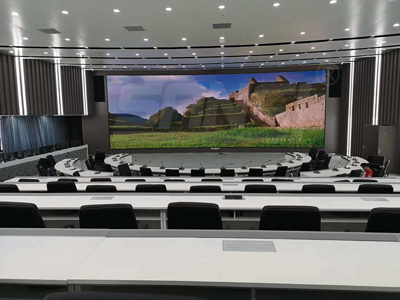 LED display, conference room LED display, fine pitch LED screen, seamless video wall, meeting room display upgrade