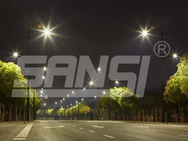 AI-Powered Smart Street Lights: The Next Generation of Urban Safety