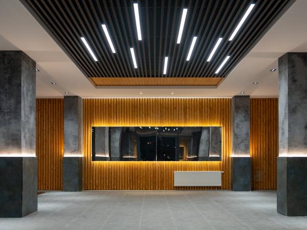 Five Key Factors When Selecting LED Fixtures For Commercial Lighting Projects