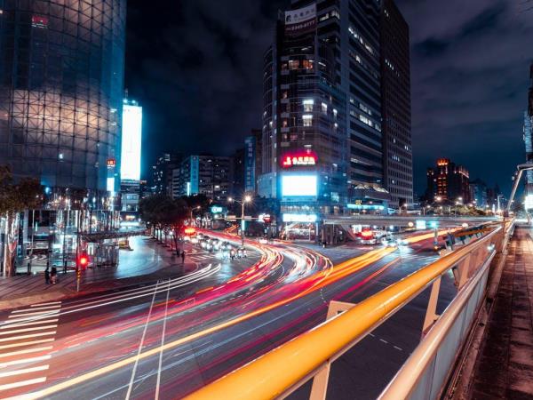 Beyond Illumination: How Smart Street Lighting Enhances Urban Nighttime Safety