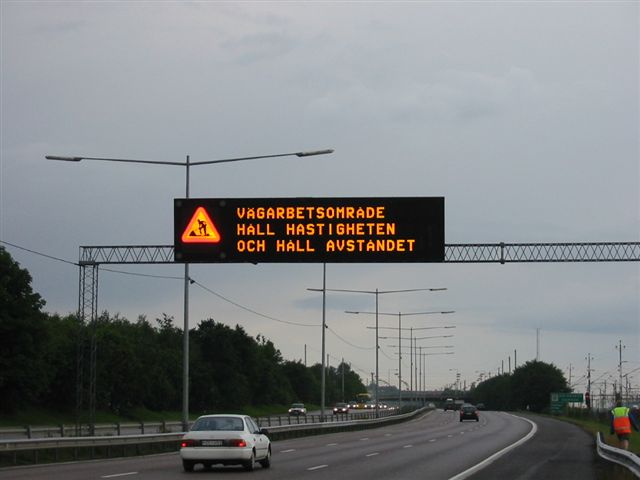 Variable Message Signs, VMS, Intelligent Transportation Systems, Road Safety Technology, Meteorological Monitoring Integration