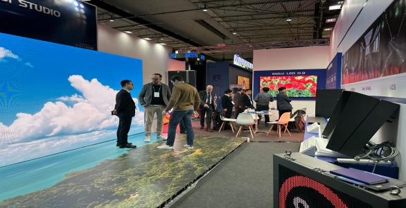 Sansi KS Series Floor Tile Display Debut at ISE2023