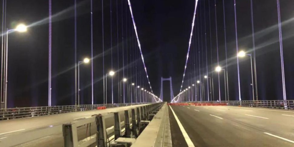 SANSI lighting products