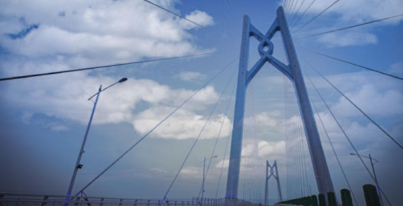 Hong Kong- Zhuhai-Macau Bridge with Hi-Tech LED Technology